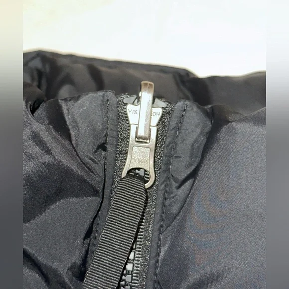 The North Face Men's Charcoal Puffer Jacket - Picture 8 of 12